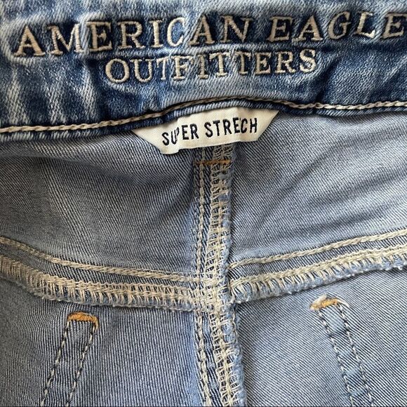 American Eagle Super Stretchy Denim Midi Shorts Sz 2 - Picture 5 of 8